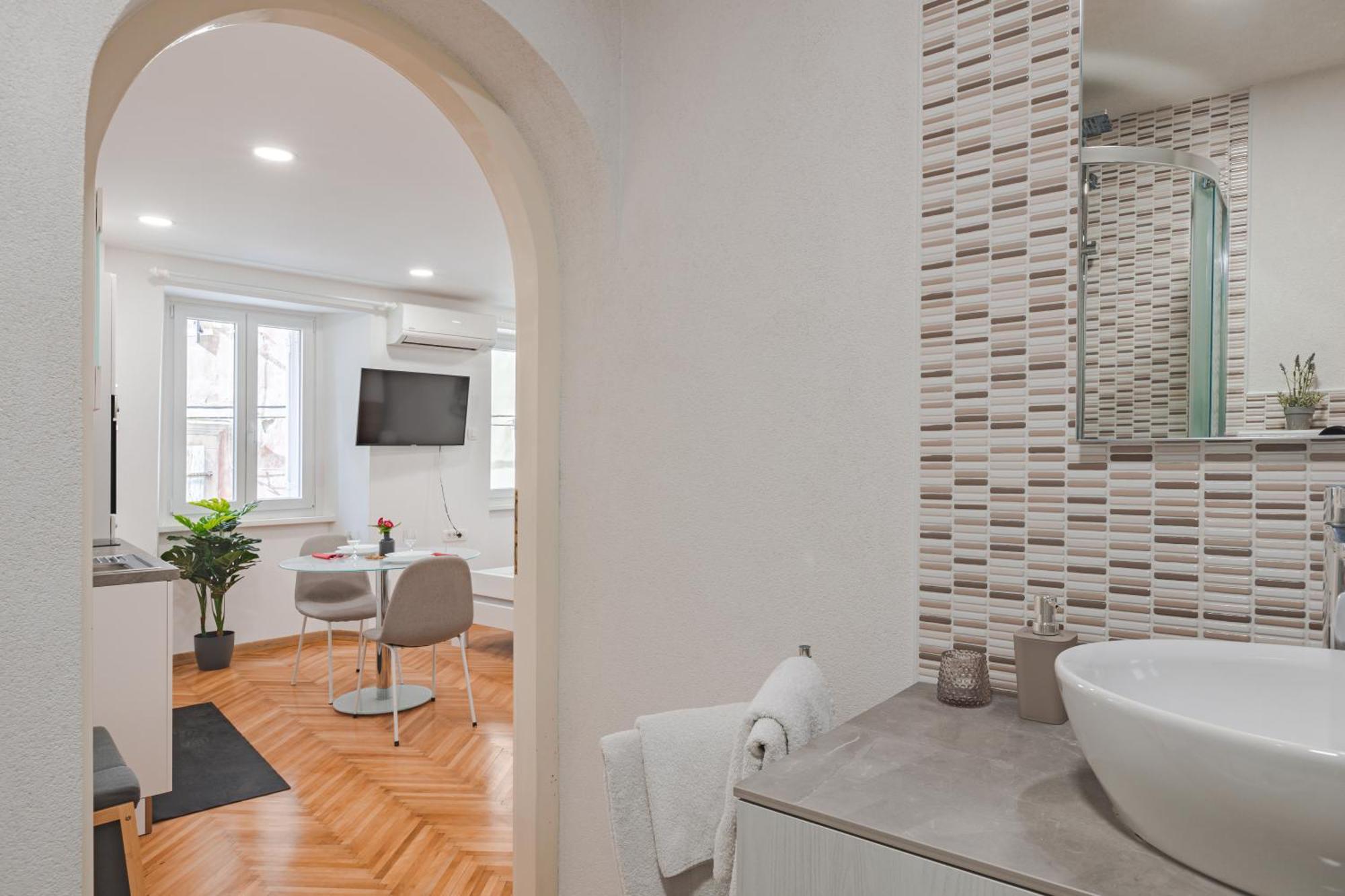Studio Apartment In The Heart Of Magic Piran Exterior photo